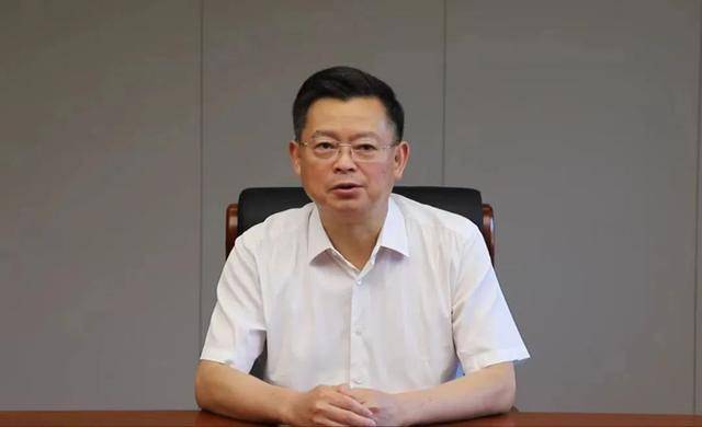 打虎!张建华主动投案<strong></p>
<p>恒大金融</strong>,已卸任3年多