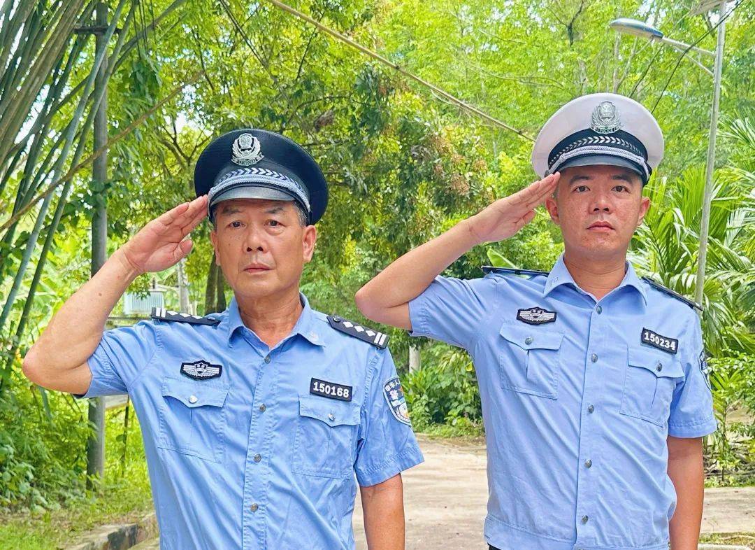 白沙一警察父亲退休时<strong></p>
<p>金融民工</strong>，给了儿子这本“秘籍”……