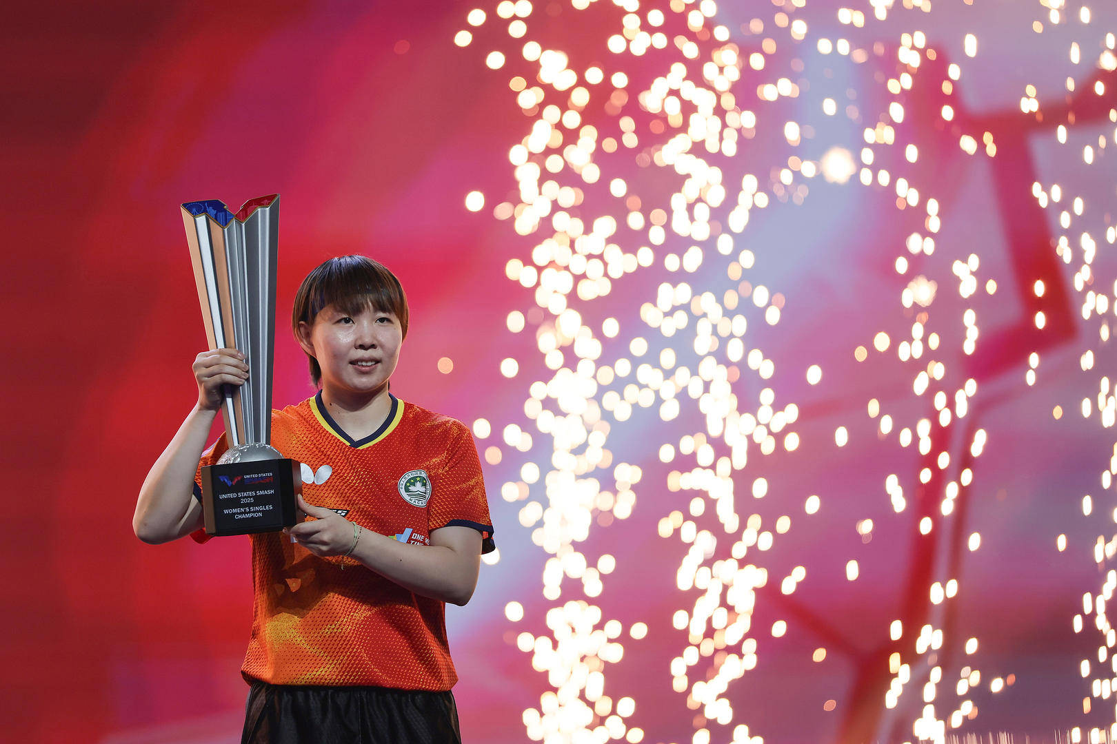 父亲回应“朱雨玲复出夺冠”:赢就赢了输就输了<strong></p>
<p>金融保险</strong>,打完回来上班