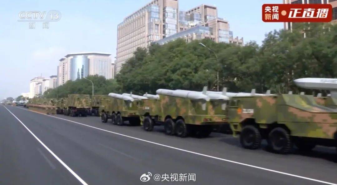 东风-61、巨浪-3、折叠翼预警机、歼-20S<strong></p>
<p>欧菲光股票</strong>，画面披露！