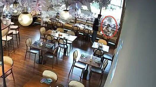上海警方：一个月犯了4次<strong></p>
<p>中百集团股票</strong>，王某（女）被刑拘！