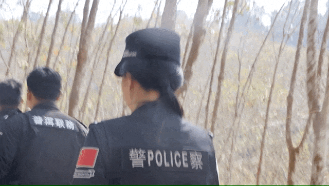 “看到妈妈46个未接来电<strong></p>
<p>如何选股票</strong>,心像被重锤击中”