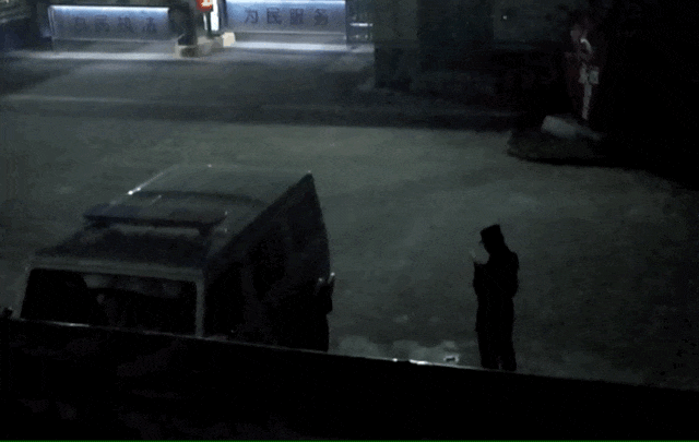 “看到妈妈46个未接来电<strong></p>
<p>如何选股票</strong>,心像被重锤击中”