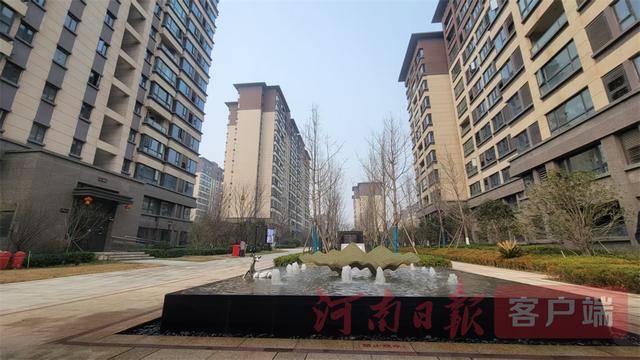 从8人间到夫妻房<strong></p>
<p>百度股票</strong>,郑州富士康员工幸福安居“进行时”