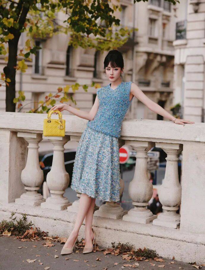 时装周上的女明星<strong></p>
<p>京东方a股票</strong>,秋冬氛围感一键封顶!