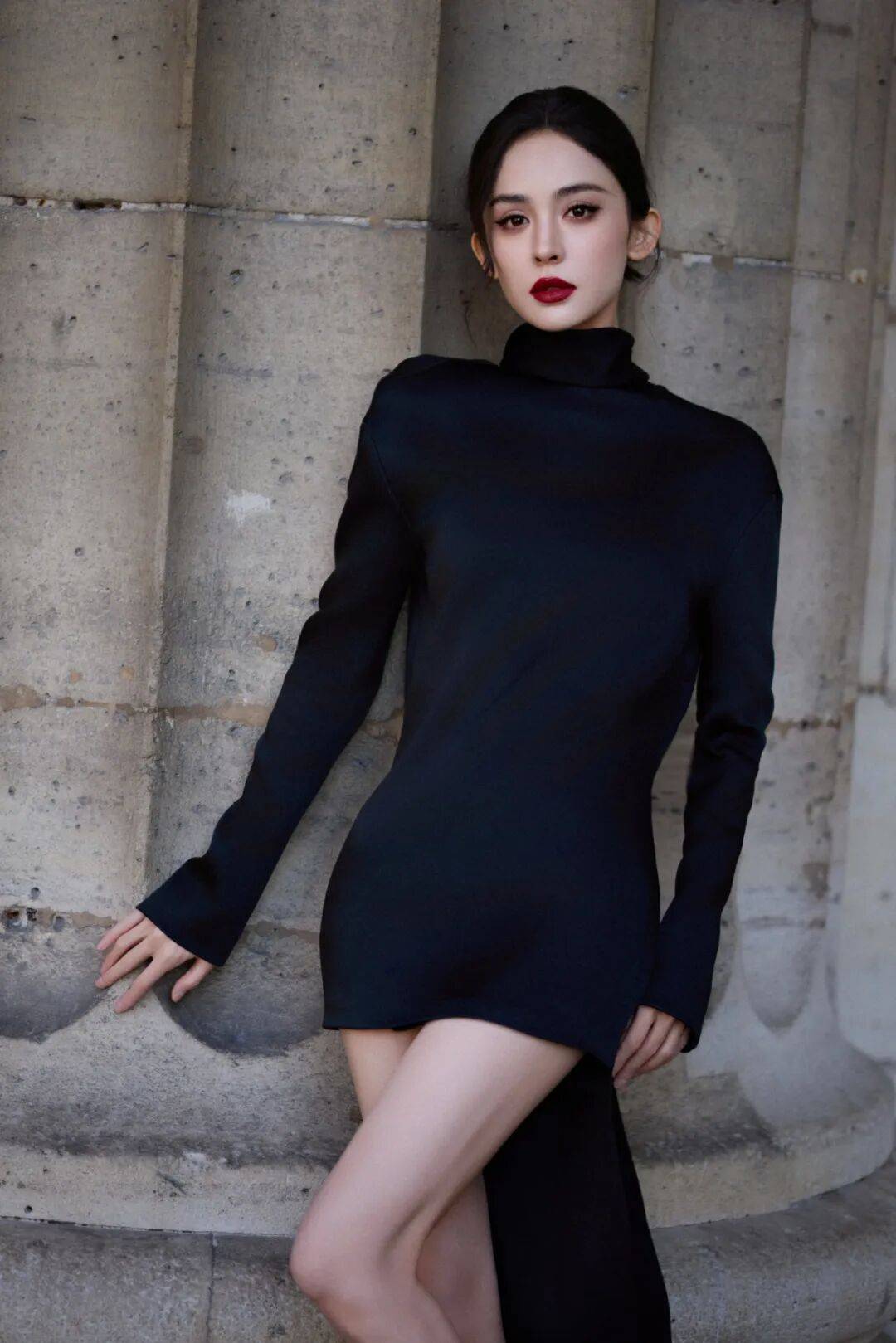 时装周上的女明星<strong></p>
<p>京东方a股票</strong>,秋冬氛围感一键封顶!