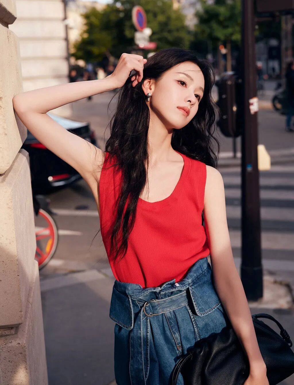 时装周上的女明星<strong></p>
<p>京东方a股票</strong>,秋冬氛围感一键封顶!