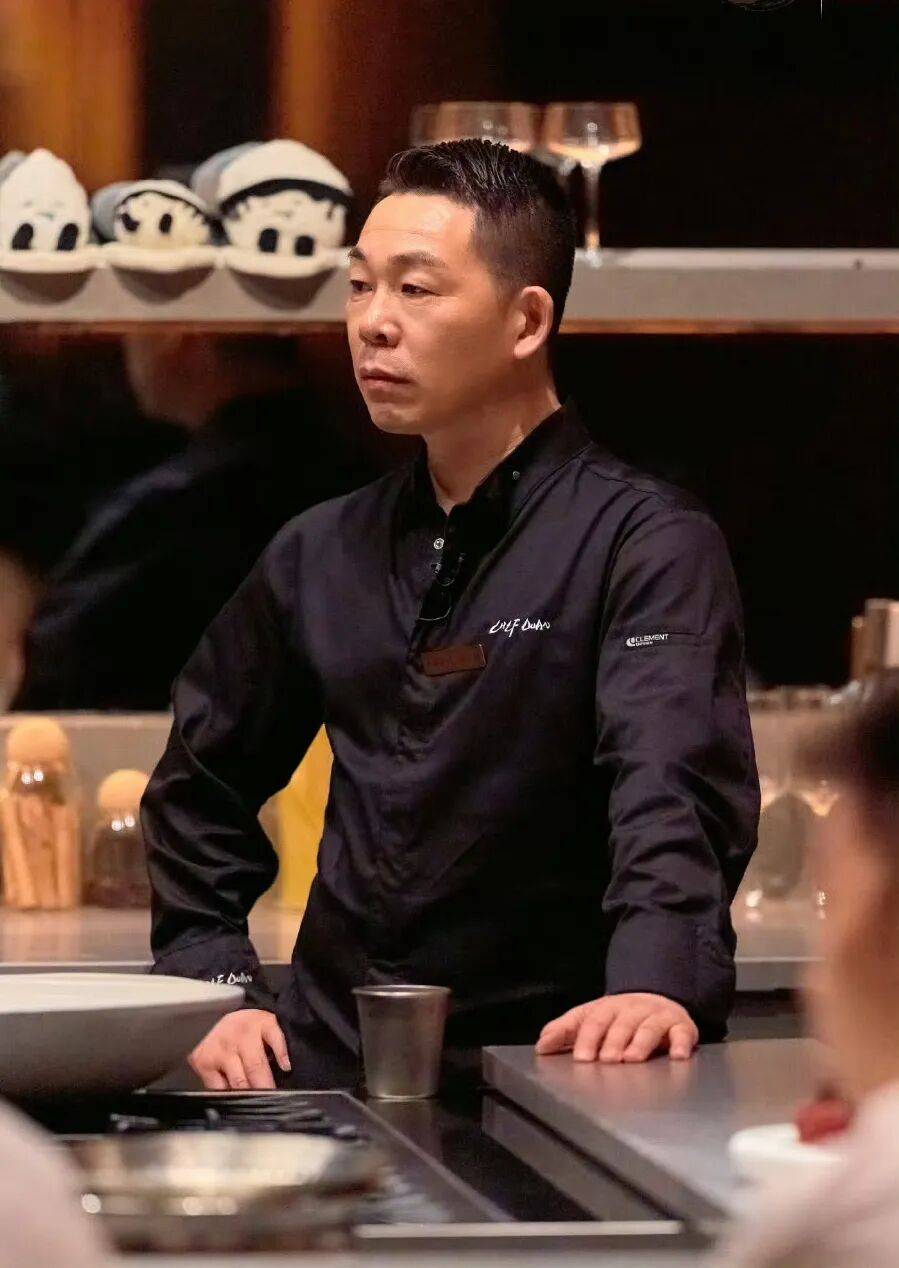 精致餐饮<strong></p>
<p>京东方a股票</strong>,以饭封神 | 商业头条No.94