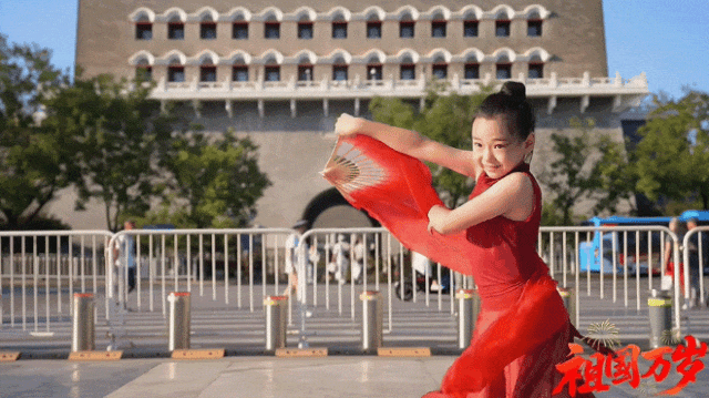 9岁小酒窝<strong></p>
<p>360股票</strong>,大大方方成顶流