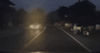 女司机撞到未拴绳的狗<strong></p>
<p>方正科技股票</strong>，同车男子遭狗主人亲友围殴！警方通报