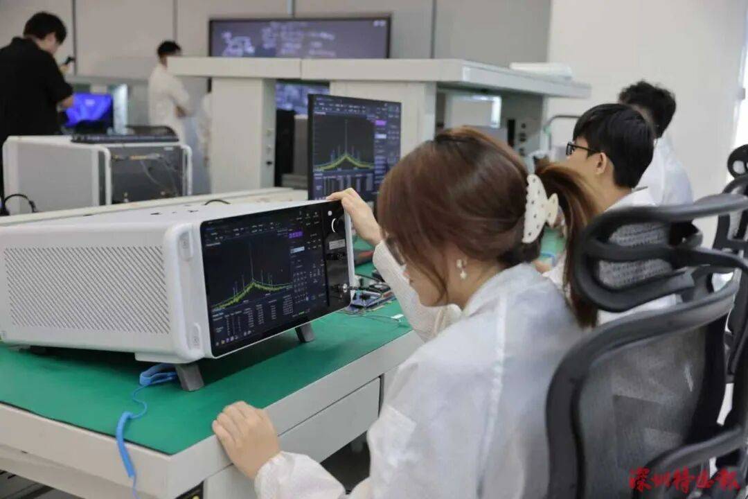 突破封锁<strong></p>
<p>京东股票</strong>!国产!!可满足3-5nm芯片需求!!!