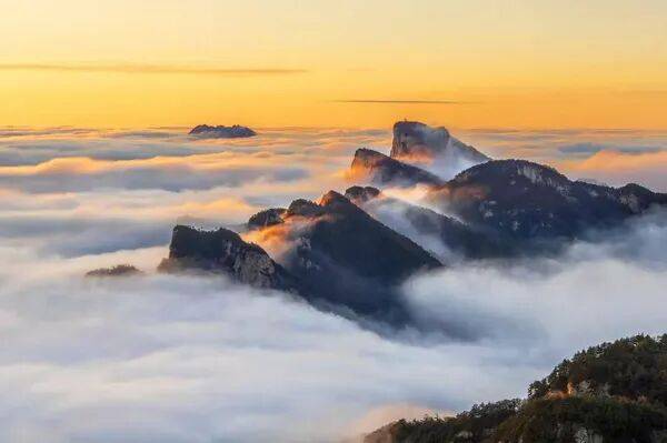 刘宁在洛阳市领导干部会议上强调:牢记殷殷嘱托 勇于担当作为 奋力建强中原城市群副中心城市