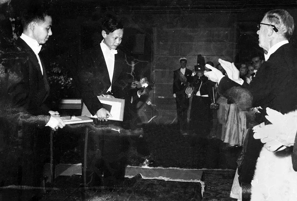 好友追忆杨振宁：他的一针见血<strong></p>
<p>鲁抗医药股票</strong>，改变了我的一生