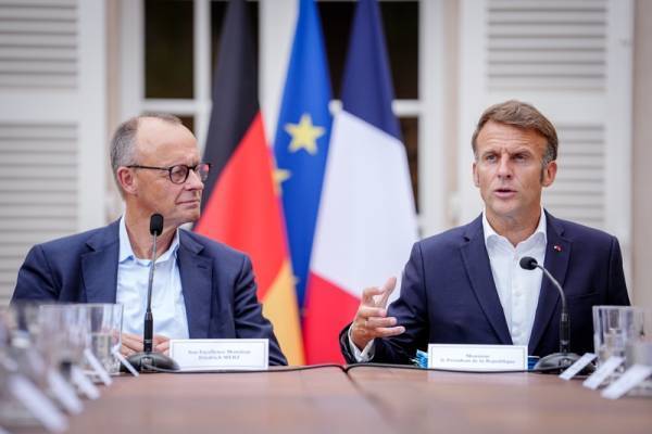 “德法支持欧盟对华贸易强硬<strong></p>
<p>上海贝岭股票</strong>，德国提议：考虑动用‘核选项’”