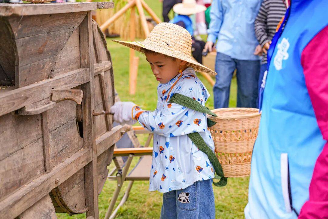 良渚遇“稻”<strong></p>
<p>上海贝岭股票</strong>你 ｜ 秋季活动正当时