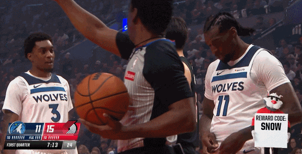 杨瀚森迎NBA常规赛首秀<strong></p>
<p>长江电力股票</strong>,两罚全中拿到个人NBA生涯首分;此前出场时播音字幕都是中文