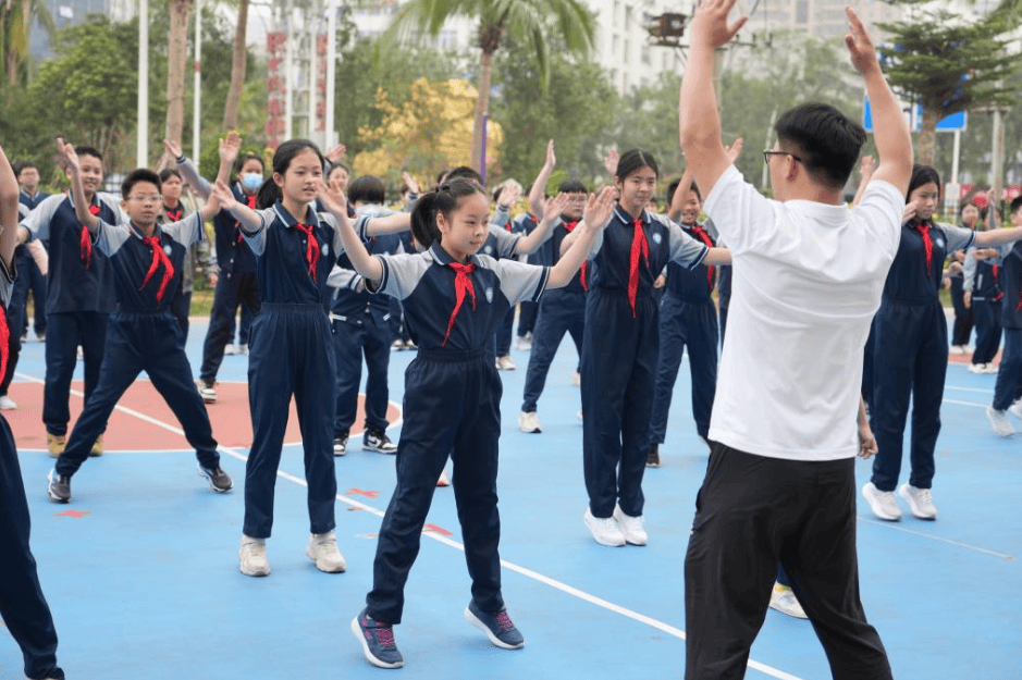 手机报·晚报丨每周一天“无作业日”，如何实施？神舟二十一号，近日择机发射！