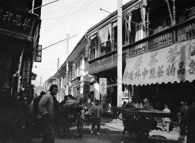 吵了这么多年的茶位费<strong></p>
<p>韦尔股份股票</strong>，终于要被立法整治了？