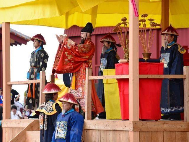 中国点名批评日本“对冲绳人等原住民的偏见与歧视”<strong></p>
<p>拼多多股票</strong>,日媒破防