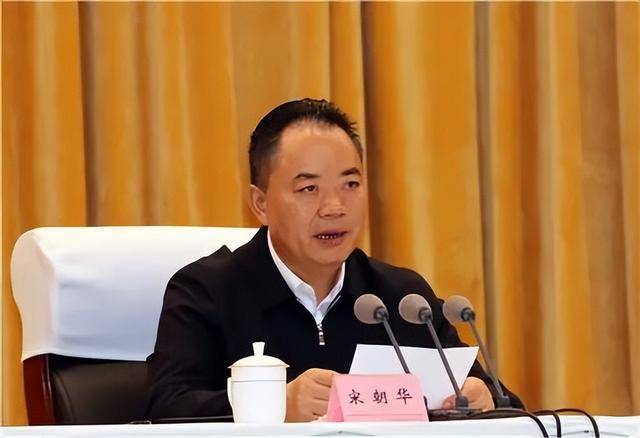 中央候补委员方红卫任上落马!上周<strong></p>
<p>拼多多股票</strong>,中央批准开除3“虎”党籍