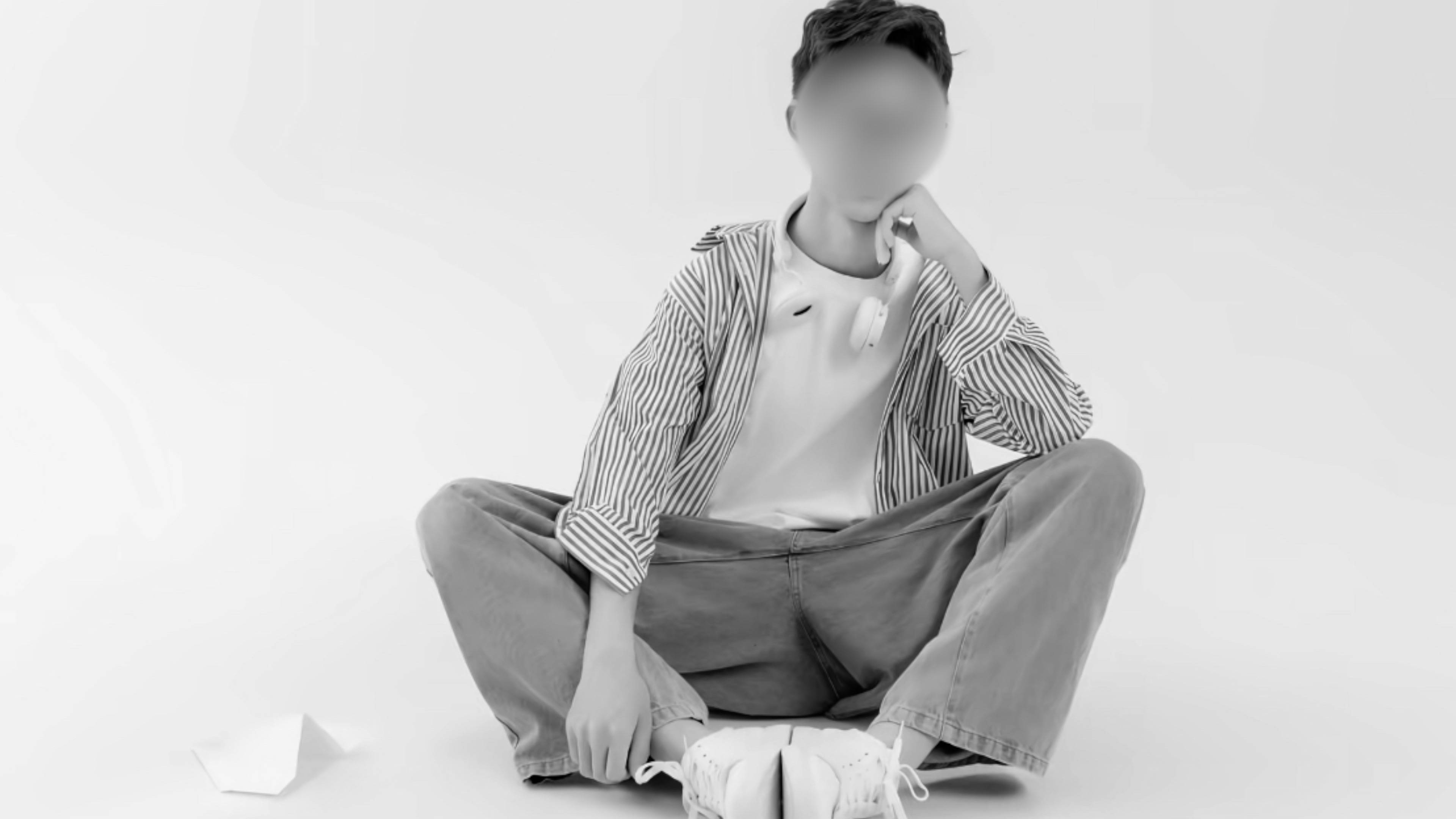 安徽少年拿到大学录取通知书不久后病逝<strong></p>
<p>中国船舶股票</strong>,父亲:他画去学校的火车,激励自己撑过化疗