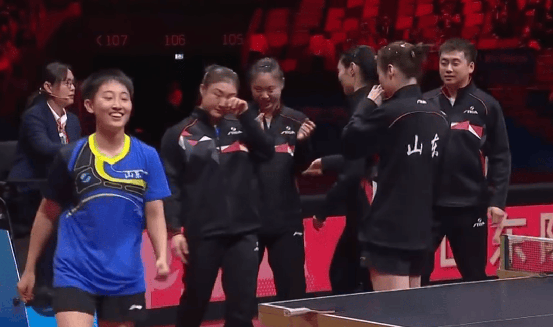 陈梦回应女团夺冠:没想到<strong></p>
<p>股票跌</strong>,我们完全抱着拼的心态;孙颖莎祝贺山东队