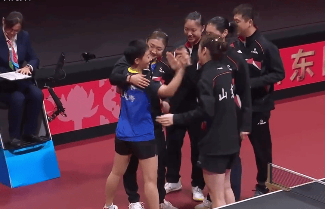 陈梦回应女团夺冠:没想到<strong></p>
<p>股票跌</strong>,我们完全抱着拼的心态;孙颖莎祝贺山东队