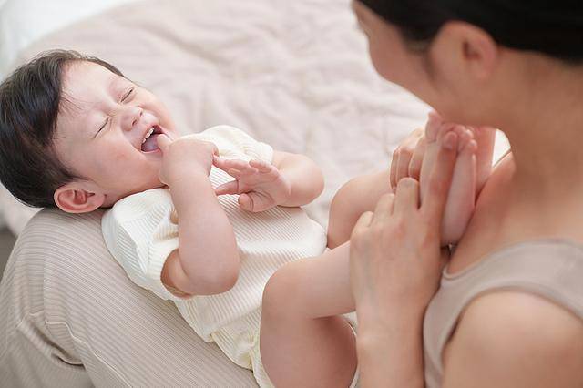 少子化将在7年后波及大学生源<strong></p>
<p>股票跌</strong>,如何应对“学生荒”?