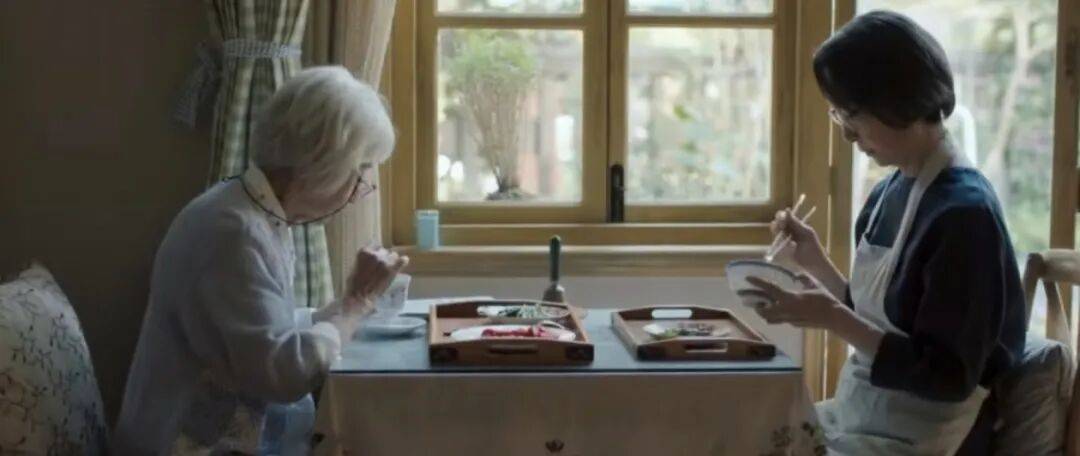 第一批丁克老后<strong></p>
<p>隆基绿能股票</strong>,“伴侣能陪一程,但最后都要靠自己”