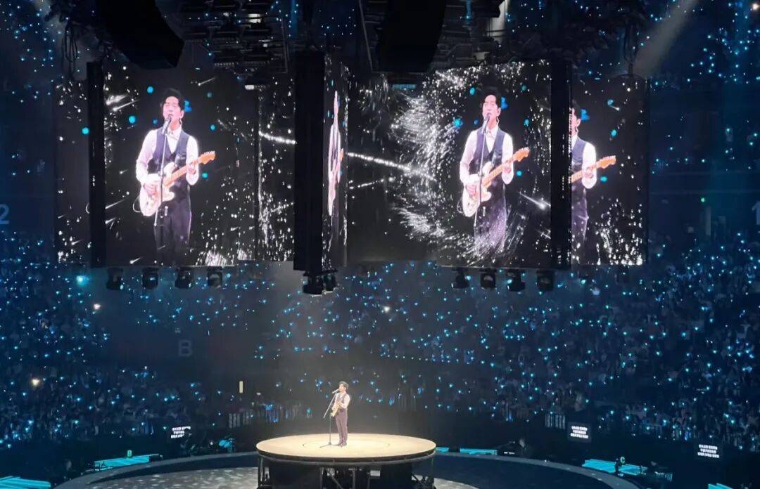 第一批丁克老后<strong></p>
<p>隆基绿能股票</strong>,“伴侣能陪一程,但最后都要靠自己”