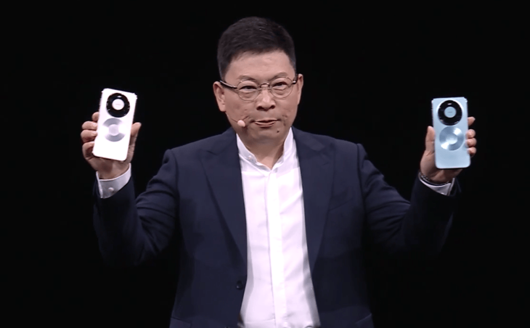 华为Mate 80<strong></p>
<p>蔚来股票</strong>,4699元起!网友:我真冲了!