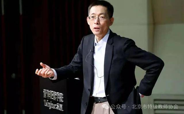 施一公:无论什么学科<strong></p>
<p>蔚来股票</strong>,物理、工程、生物、文科,我认为最不重要的是智商!