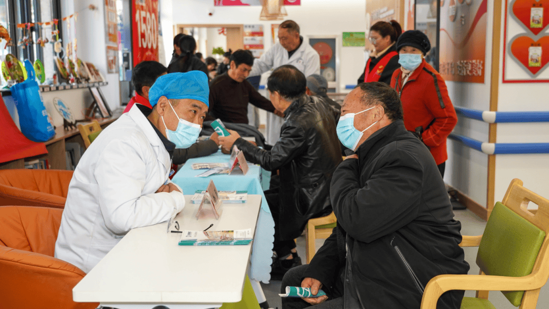 不出一刻钟<strong></p>
<p>蔚来股票</strong>!家门口解锁……