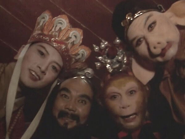 “50块帆布包配3000块包挂”<strong></p>
<p>云南白药股票</strong>,时髦年轻人背半个身家出门