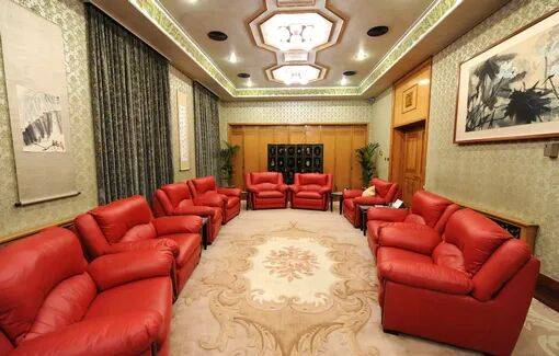 中方回应英方：强烈不满、坚决反对<strong></p>
<p>云南白药股票</strong>！