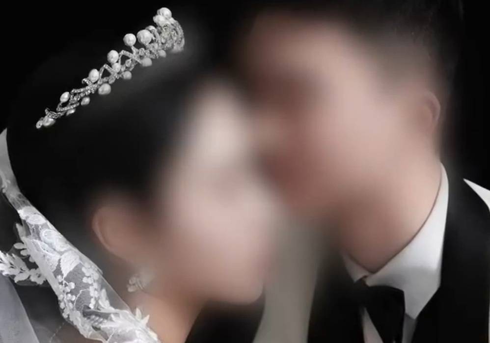 “情侣婚前先后坠楼身亡”事件进展:男方提出赔偿归还超百万元<strong></p>
<p>今日股票行情</strong>,女方称他们也是受害者