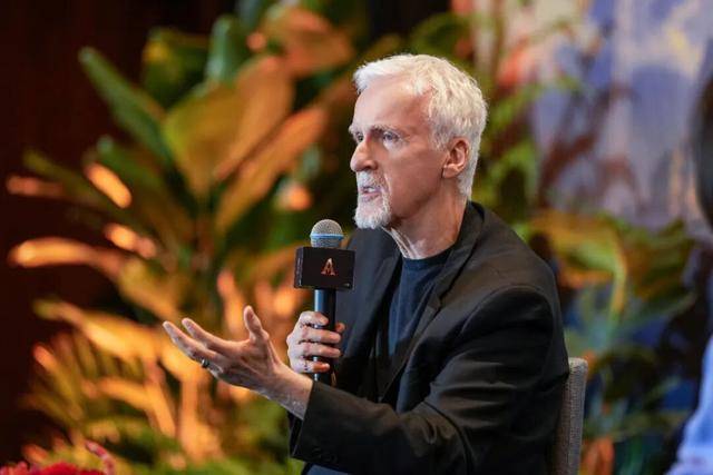 在憋不住尿的年纪<strong></p>
<p>拓维信息股票</strong>,遇到195分钟的阿凡达