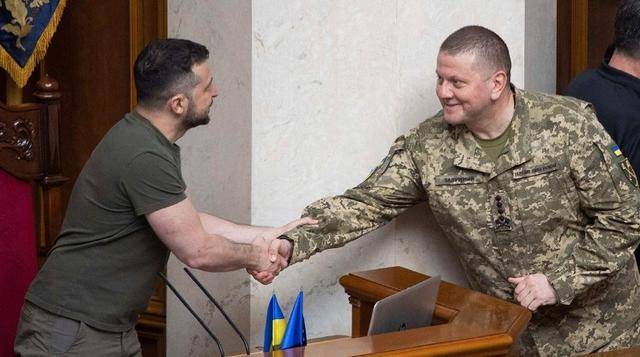 乌军前总司令警告：一旦俄乌冲突结束<strong></p>
<p>中国核电股票</strong>，乌克兰还有一场内战要打