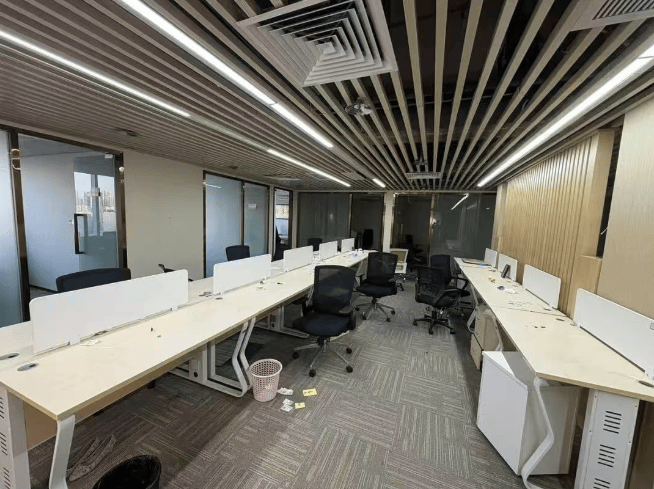 突然爆雷<strong></p>
<p>台积电股票</strong>,深圳总部已人去楼空,有人投入700多万元……