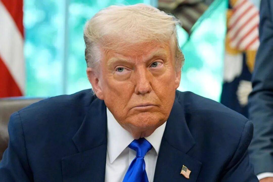 法德英三国最新表态：法国主张采取强硬立场<strong></p>
<p>通达信股票</strong>，德国决心反制，英国呼吁冷静应对美欧关系