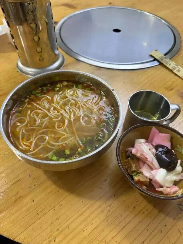 四川乐山“续面事件”新进展：面馆涉嫌违法<strong></p>
<p>太平洋股票</strong>，民警处警不规范交督察部门处理，顾客获500元补偿已捐赠