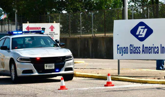 美媒炒作：中国玻璃巨头福耀反客为主<strong></p>
<p>巨轮智能股票</strong>，重创美国本土对手